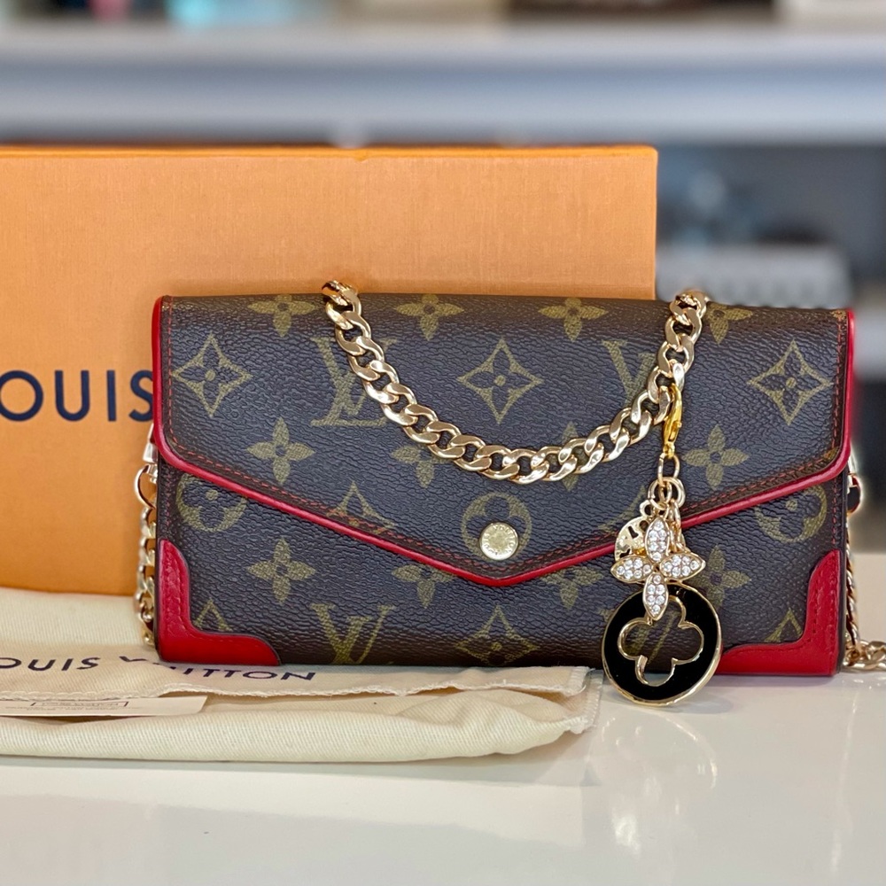 Auth Louis Vuitton Sarah Retro Monogram WOC